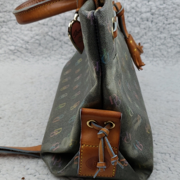 Dooney and Bourke purse only (not wristlet) - Picture 7 of 7